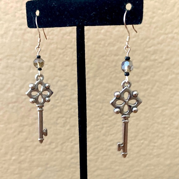 Skeleton Key Earrings - Picture 3 of 5